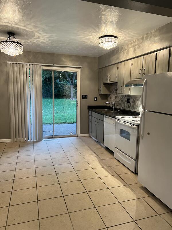 Building Photo - 8703 Shadycreek Dr