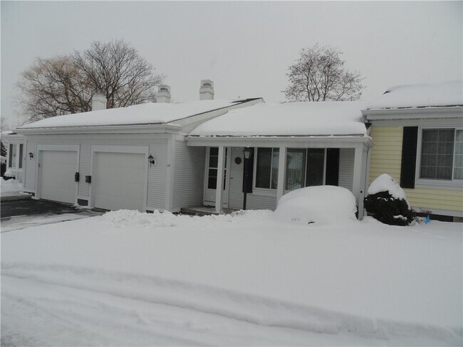 Foto del edificio - 64 Greenway Blvd