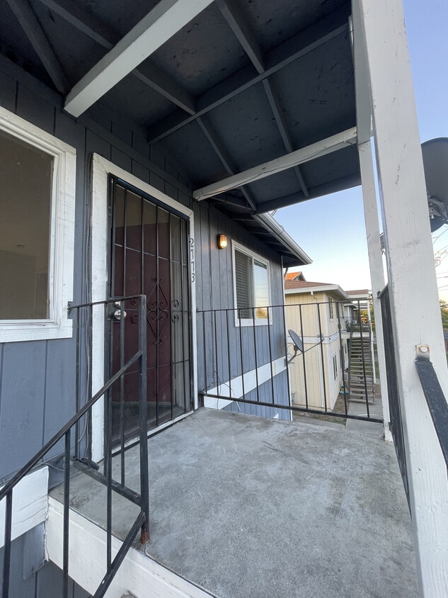 Building Photo - 2773 Meadowview Rd