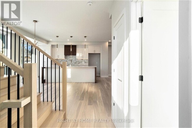 Building Photo - 583 Codd's Rd