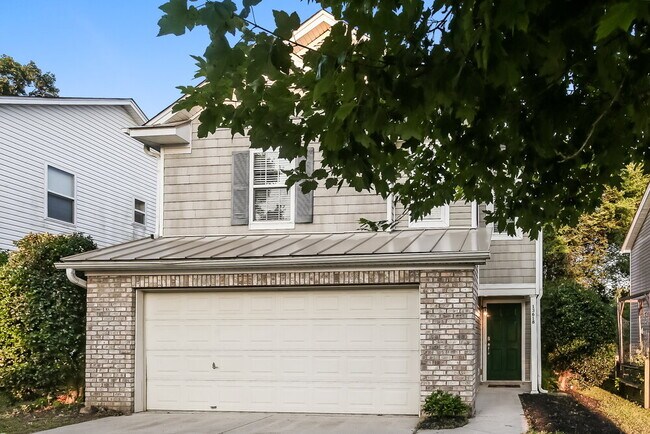 Foto del edificio - 13618 Riding Hill Ave