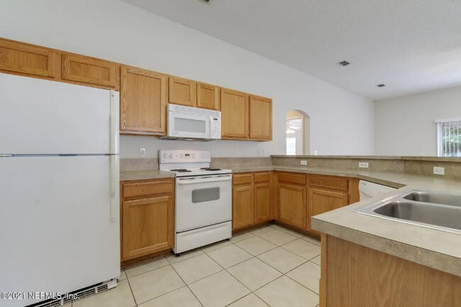 Building Photo - 2809 Cross Creek Dr