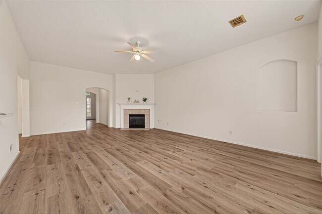 Foto del edificio - 14819 Appaloosa Ave