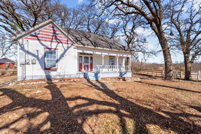 Building Photo - Rental Home with Land