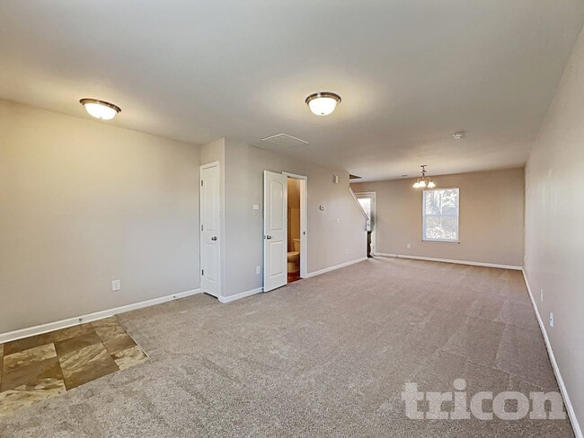 Building Photo - 5819 Natick Dr