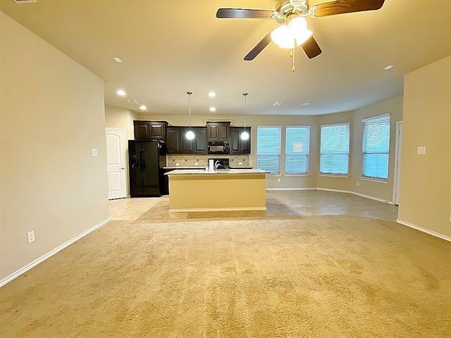 Foto del edificio - 232 Red Fox Ln