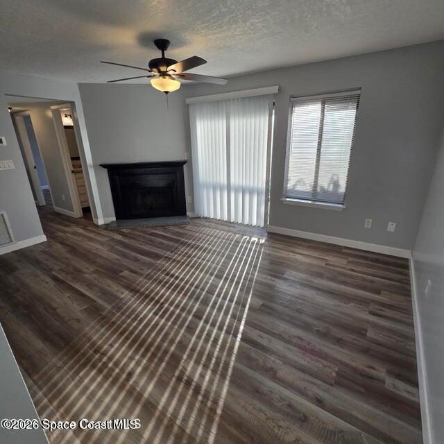 Foto del edificio - 3585 Sable Palm Ln
