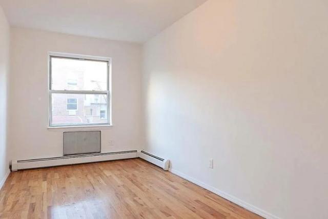 Foto del edificio - 3 bedroom in New York NY 11211