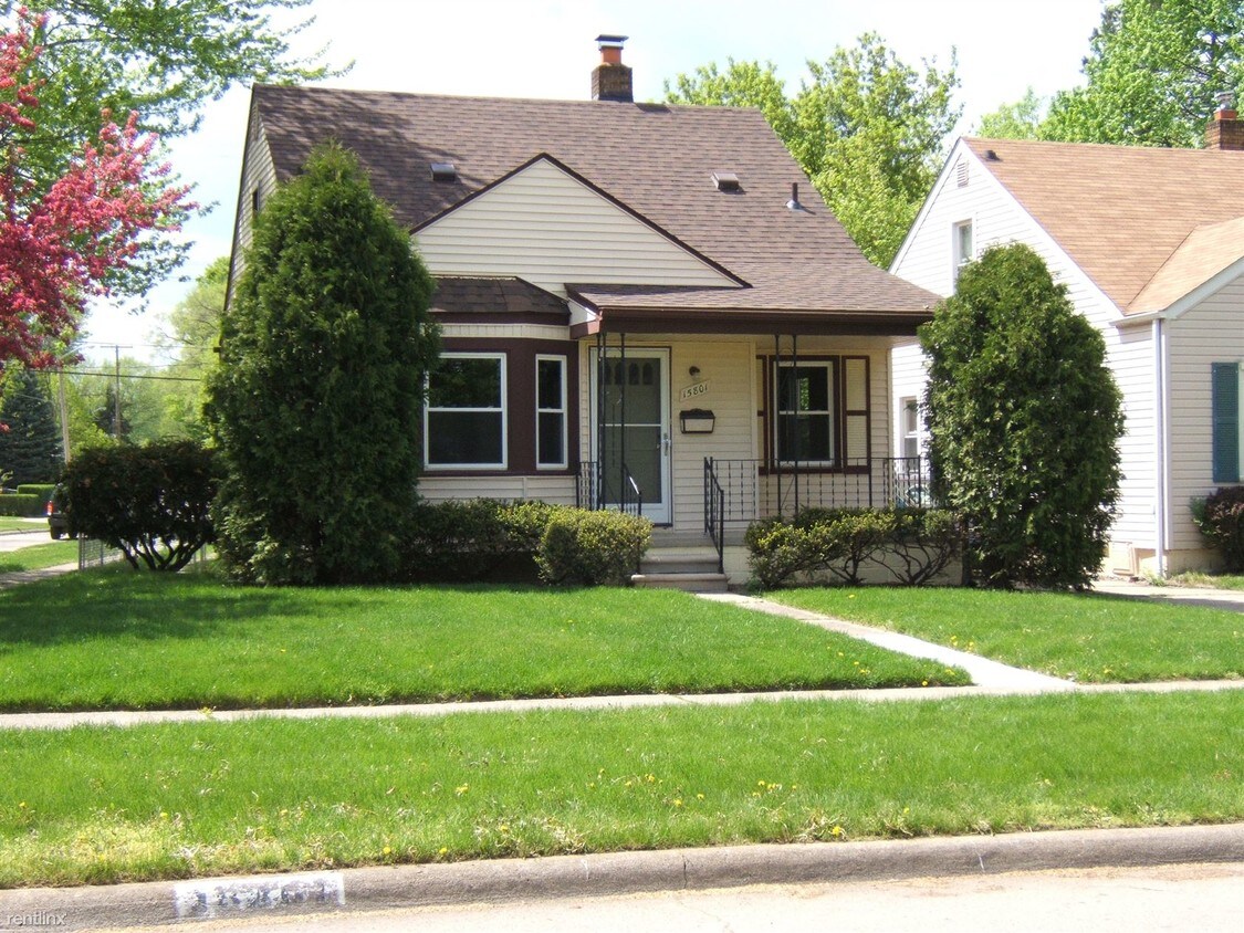 15801 Centralia, Redford, MI 48239 House Rental in Redford, MI