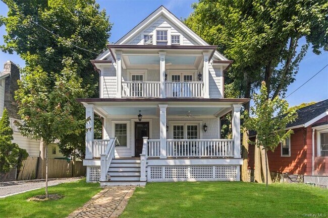 Building Photo - 393 Rye Beach Ave