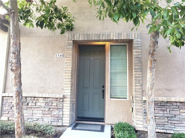 Building Photo - 1340 W Orange Blossom Way