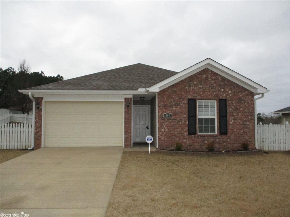 207 Wild Ivy Cove, Benton, AR 72015 House Rental in Benton, AR