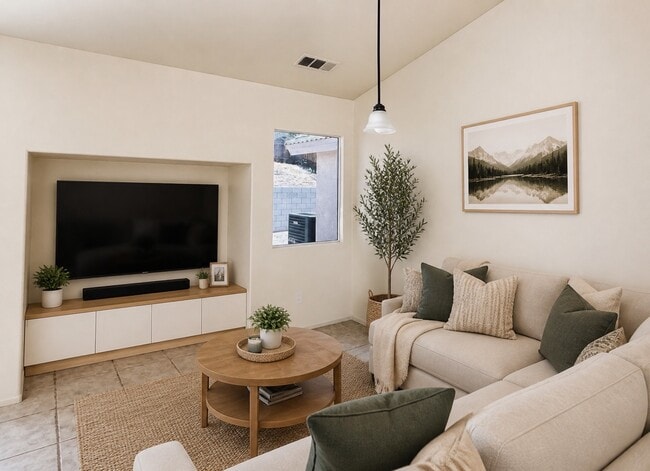 Building Photo - 66820 Yucca Dr