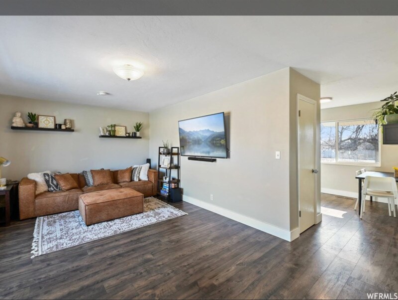 516 E 100 S, Kaysville, UT 84037 House Rental in Kaysville, UT