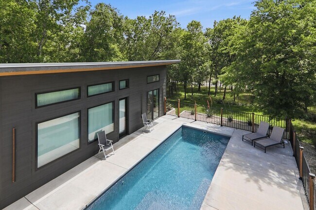 Foto del edificio - 201 Kahana Ln