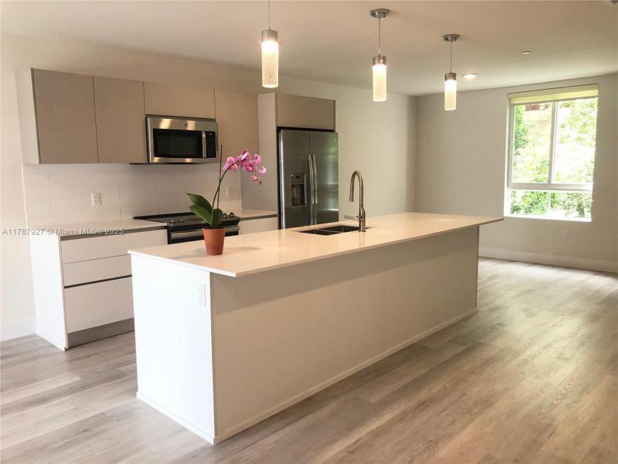 Primary Photo - 2 bedroom in Aventura FL 33180