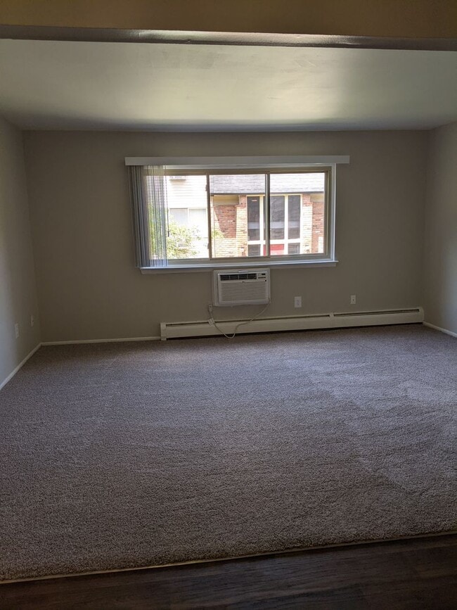 Building Photo - 1 bed/1 bath - Downtown Rochester - Coming Soon!