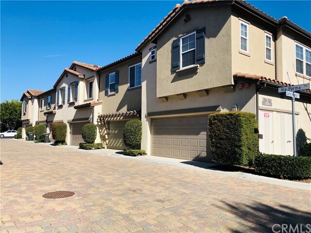 Foto del edificio - 3350 Via Parma