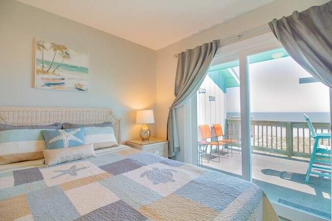 Building Photo - OFF-SEASON FURNISHED RENTAL