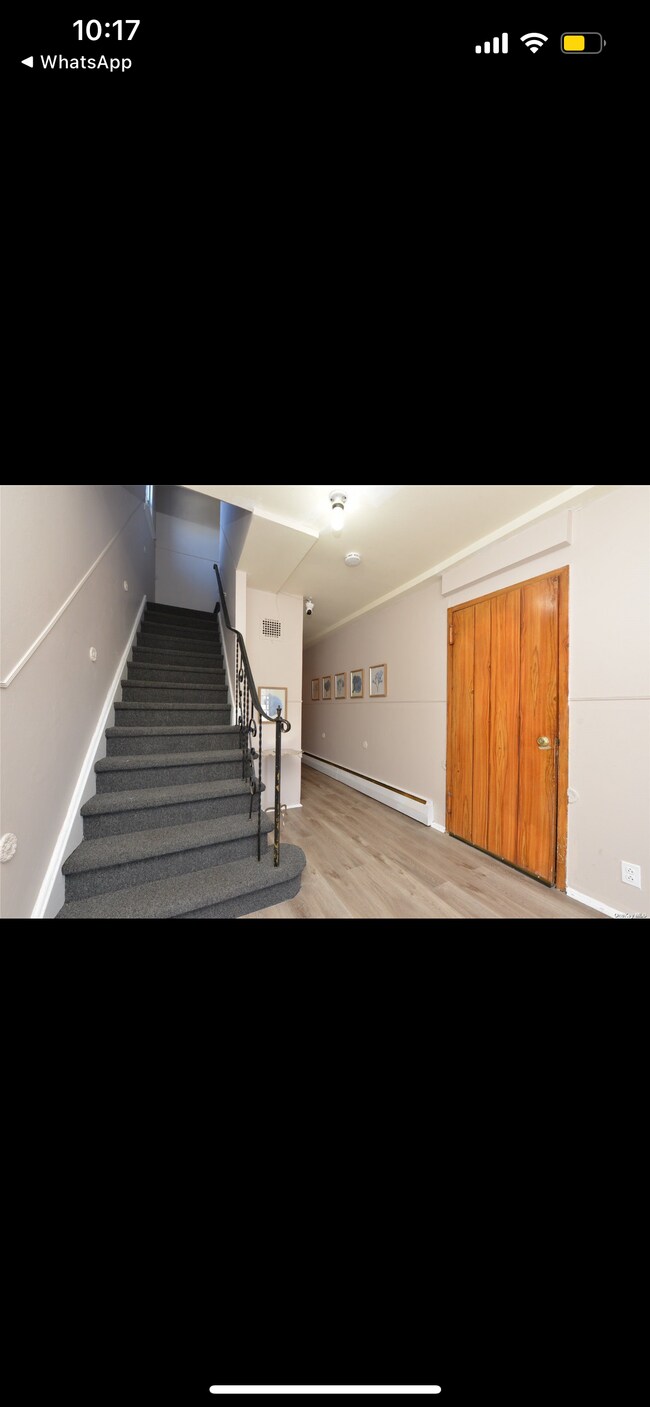 Foto del edificio - 6111 75th St