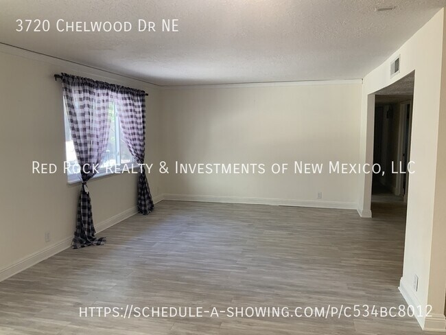 Foto del edificio - 3720 Chelwood Dr NE