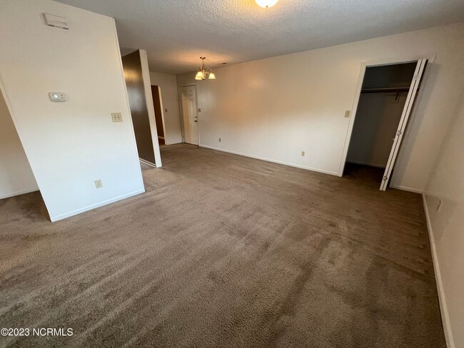 Building Photo - 210 Cordell Cir
