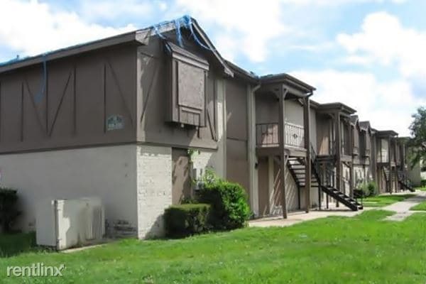 Building Photo - 1776 Gessner Rd