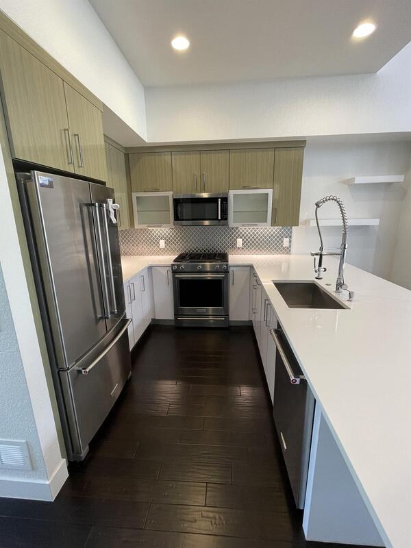 Building Photo - 3030 Wilson Ct