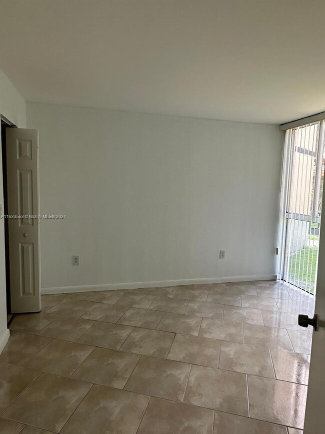 Building Photo - 7075 NW 186th St