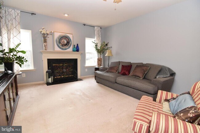 Building Photo - 23368 Pembrook Dr