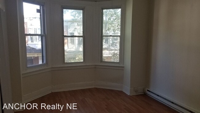 Building Photo - 3 br, 1 bath House - 1344 Kerbaugh St.