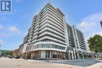 Building Photo - 212 King William St