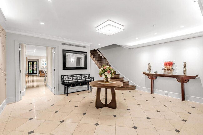 Foto del edificio - 19 E 92nd St