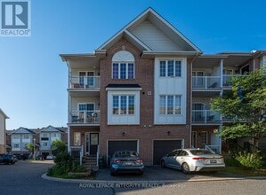 Building Photo - 162 Fordham Private