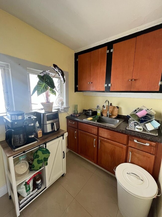 Foto del edificio - 1021 SW 5th St