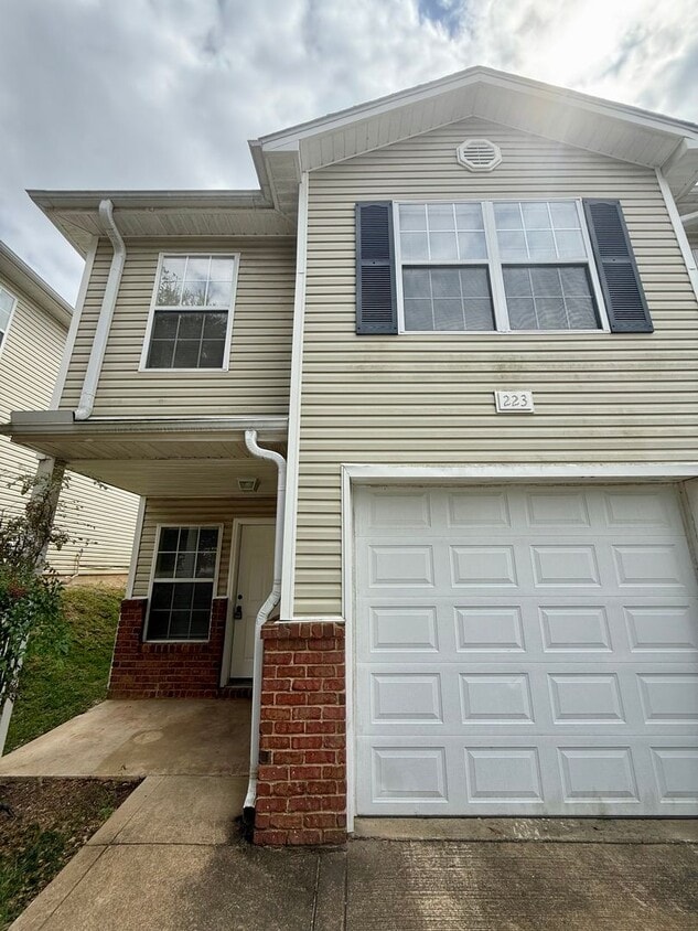 Foto principal - Crestview Townhouse