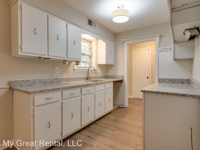 Building Photo - 3 br, 2 bath House - 7015 Dawnhill Rd