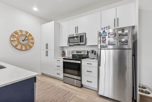 Foto del edificio - Modern 2 Bed/2 Bath Condo in Rexburg