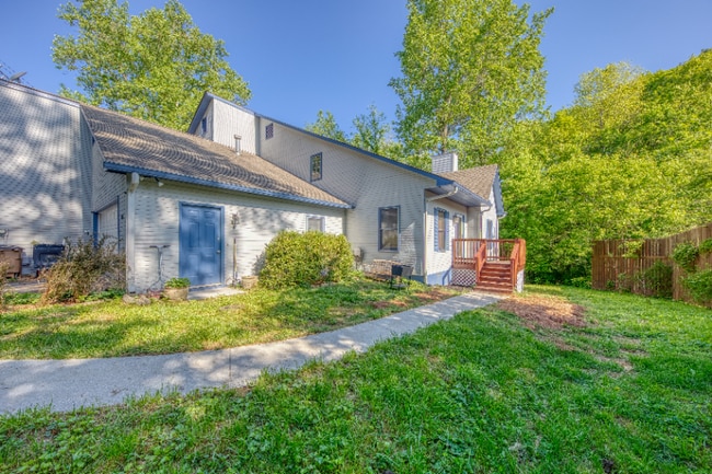 Building Photo - 8013 Middlebrook Pike