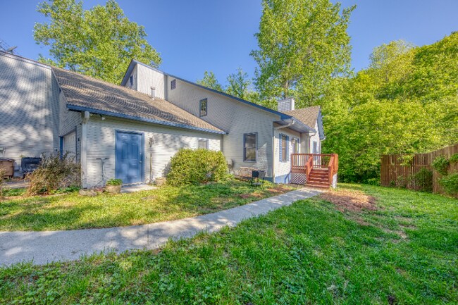 Foto del edificio - 8013 Middlebrook Pike