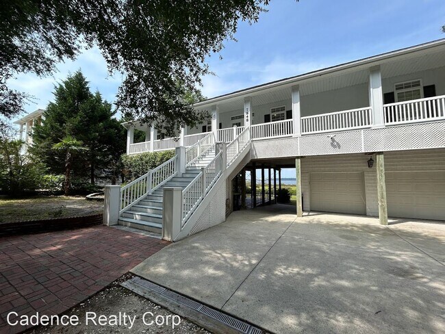 Building Photo - 3 br, 3 bath House - 7848 River Rd