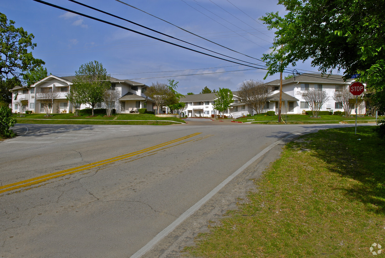 Primary Photo - Arlington Plaza