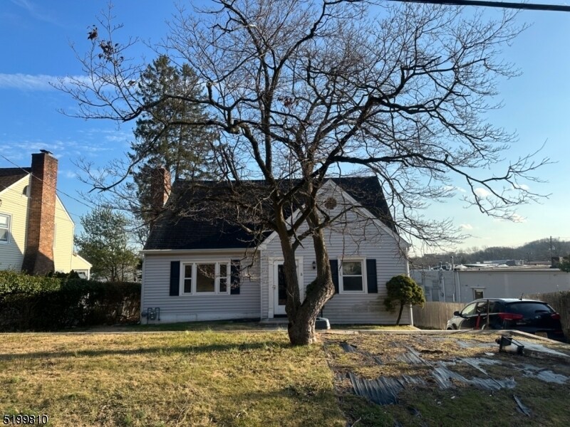 11 Mt Ararat Rd, Millburn, NJ 07078 House Rental in Millburn, NJ