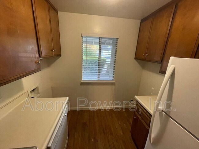 Building Photo - 5443 Olympic Way