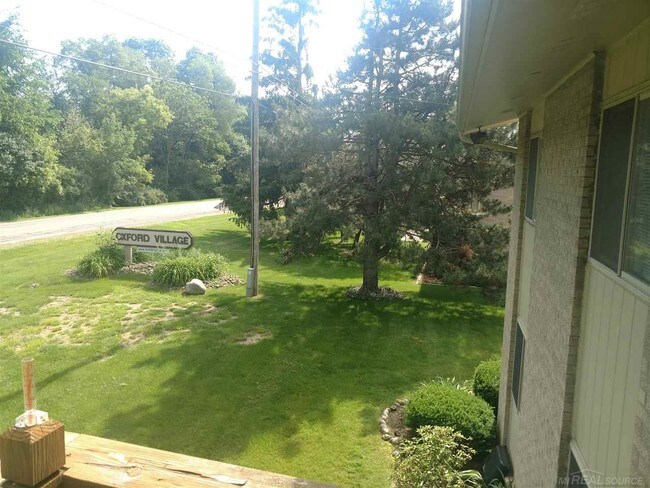 Foto del edificio - 2941 Seymour Lake Rd