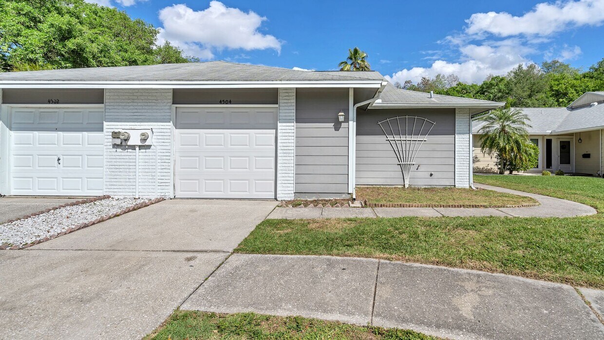Great 3BR/2BA Villa in Carrollwood with on... House Rental in Tampa