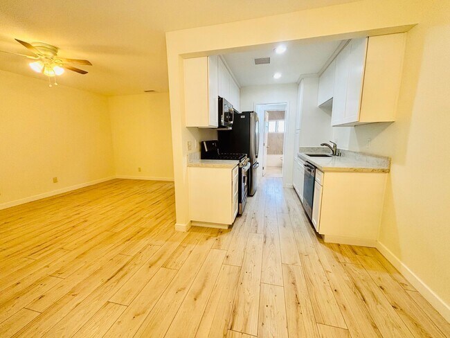 Foto del edificio - Beautiful 1 bedroom 1 Bathroom