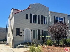 Building Photo - 1333 S Highland Ave
