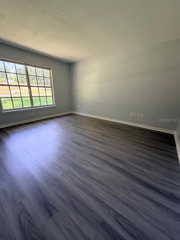 Building Photo - 1207 Almond Tree Ct