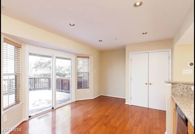 Building Photo - 6245 Deep River Cyn